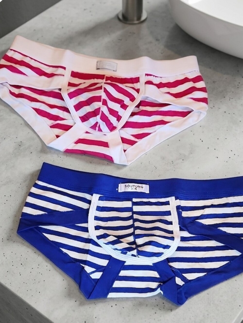 2 Mini Briefs